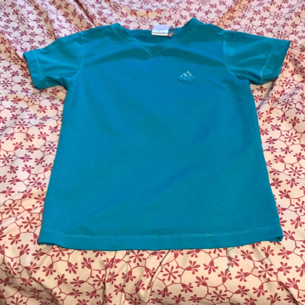 Sports tee